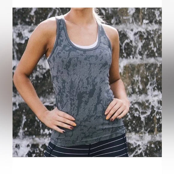 ‼️TWO ZYIA ACTIVE TANK TOPS‼️ Womens Size Large - Picture 10 of 10